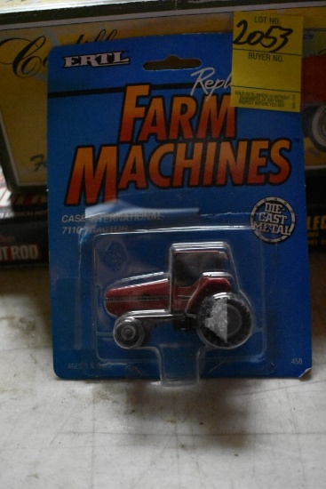 Ertl Case International 7110 Tractor