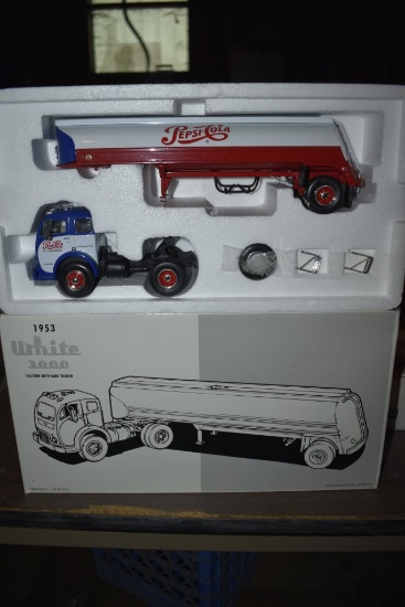 First Gear 1953 White 3000 Tanker Truck