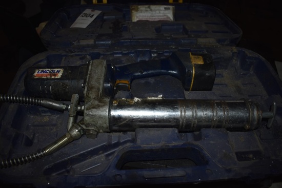 Lincoln 1200 Battery Operated Grease Gun in Case