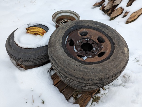 Group of Wheels and Tires