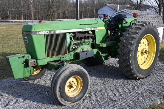 John Deere 2950 Tractor