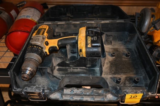 DeWalt DCD950 1/2" 18V Hammer Drill in Case