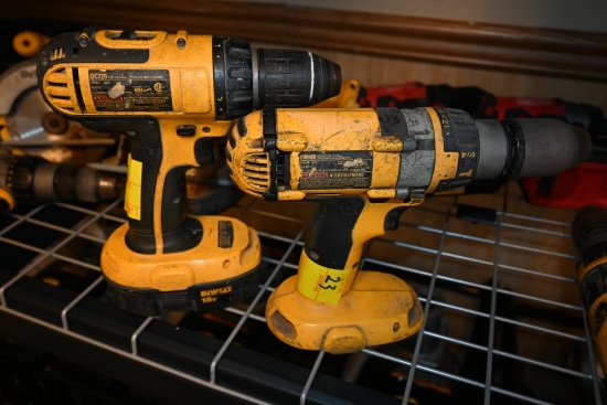 2 DeWalt 18V Drills