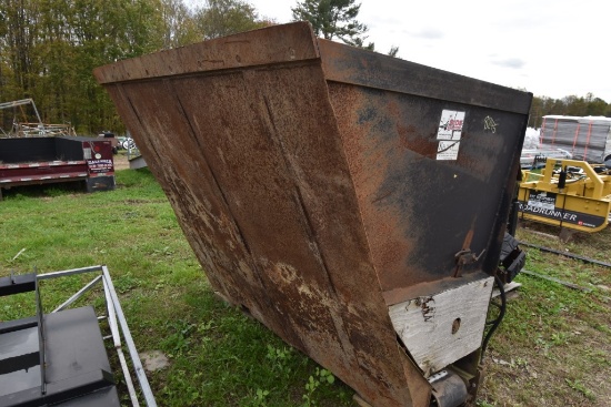 Side Shooter Telehandler Hook up Dispenser Bucket