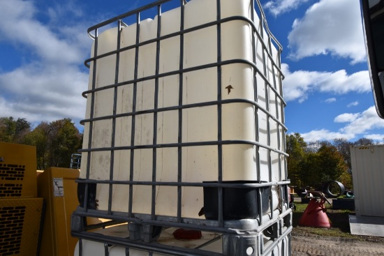 330 Gallon Liquid Tote