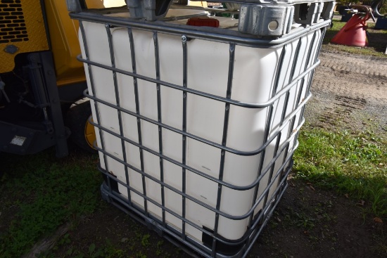 330 Gallon Liquid Tote