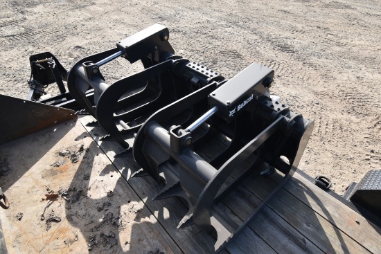 2010 Bobcat Quick Attach Grapple Bucket