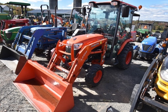 Kubota B2650 Loader Tractor