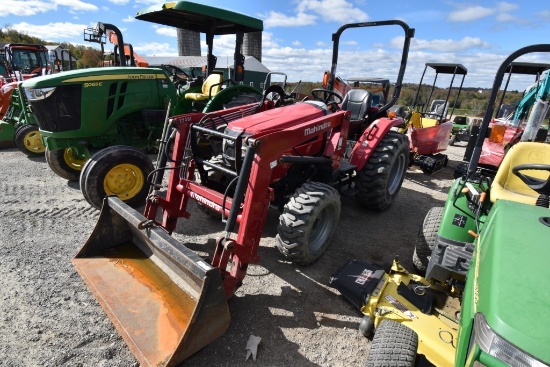 Mahindra 2540 Loader Tractor