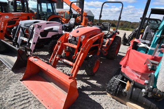 Kubota LX2610 SU Loader Tractor