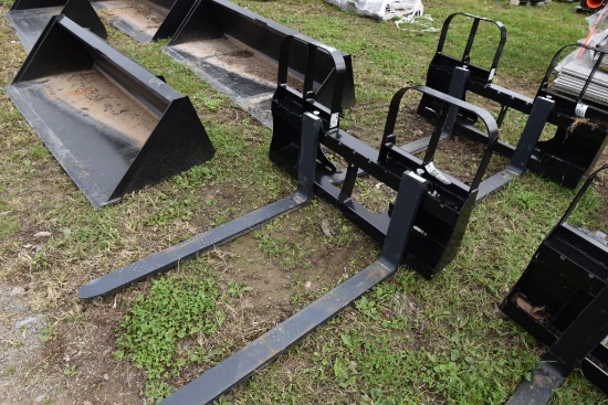 HLA Quick Attach Pallet Forks