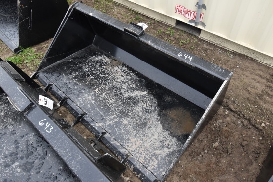 KC Quick Attach 66" Toothed Bucket