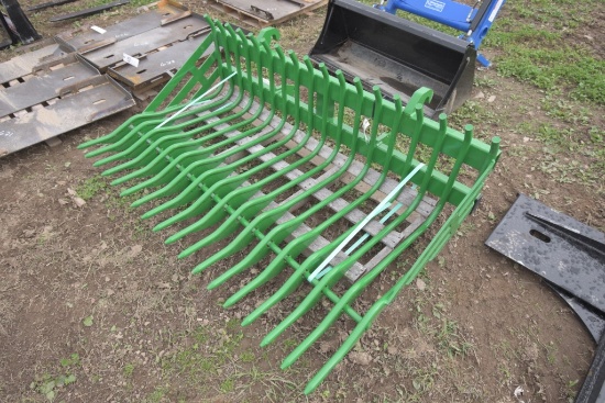 Frontier Euromount 74" Rock Bucket
