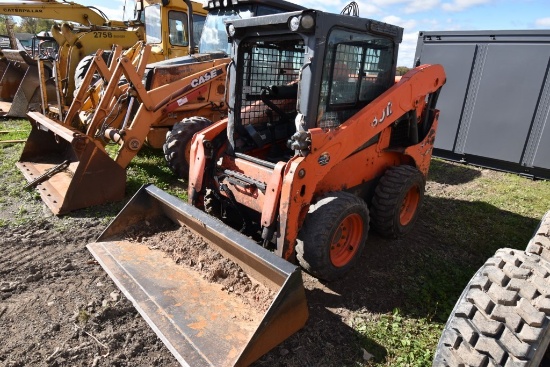 Kubota SSV65 Skid Steer