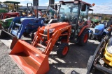 Kubota B2650 Loader Tractor
