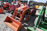 Kubota B3350 SU Loader Tractor