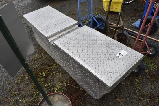 Diamond Plate Truck Toolbox