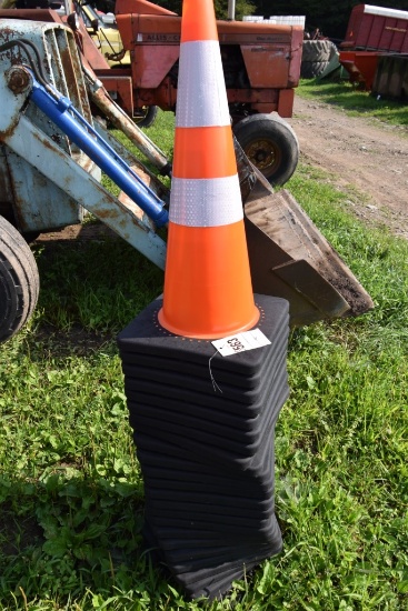 25 Construction Cones SOLD TIMES THE QUANTITY