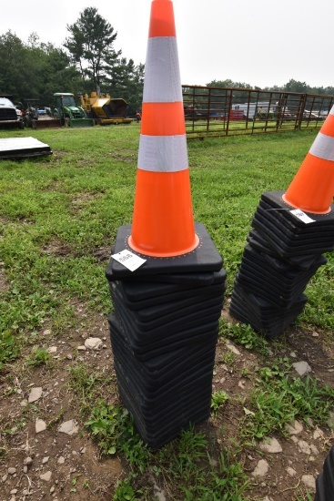 25 Construction Cones SOLD TIMES THE QUANTITY