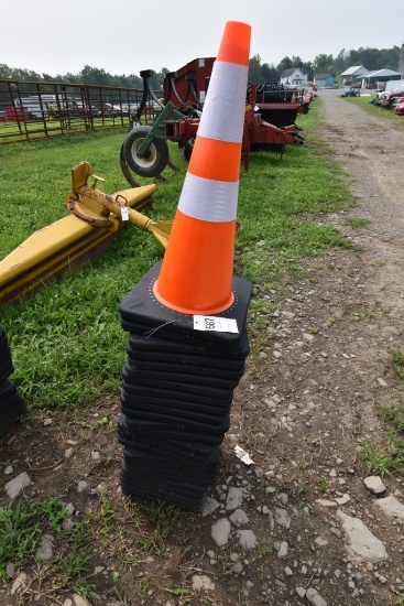 25 Construction Cones SOLD TIMES THE QUANTITY