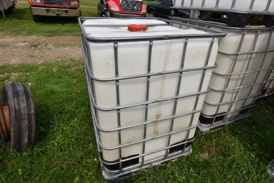 330 Gallon Liquid Tote