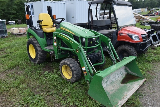 John Deere 2025 R Loader Tractor