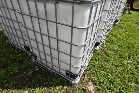 330 Gallon Liquid Tote