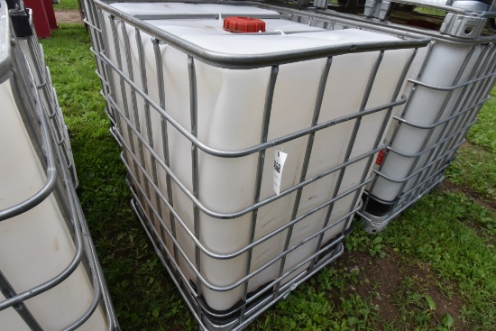 330 Gallon Liquid Tote