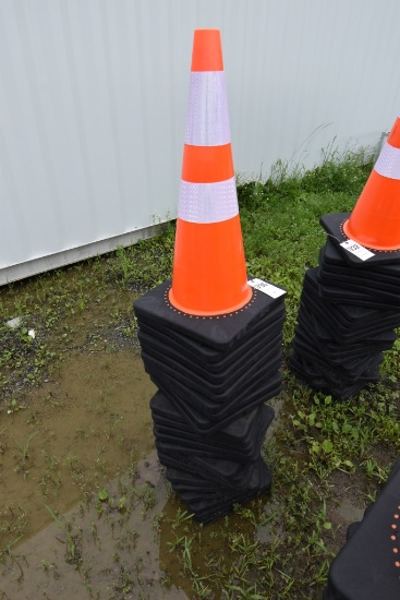 25 Construction Cones SOLD TIMES THE QUANTITY