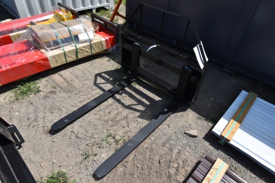 Quick Attach Skid Steer Pallet Forks with 48" Forks