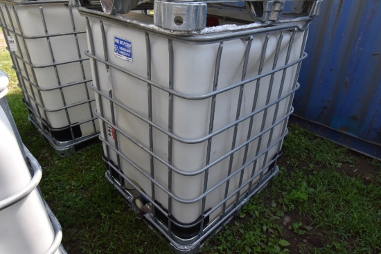 330 Gallon Liquid Tote