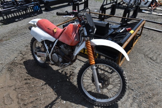 Honda Full Sized Dirt Bike