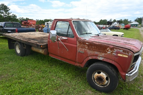 1985 Ford F-350 Stake Body Truck