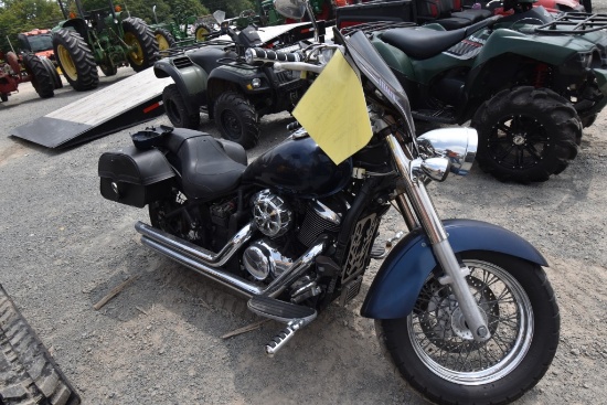 2006 Kawasaki Vulcan 900 Motorcycle