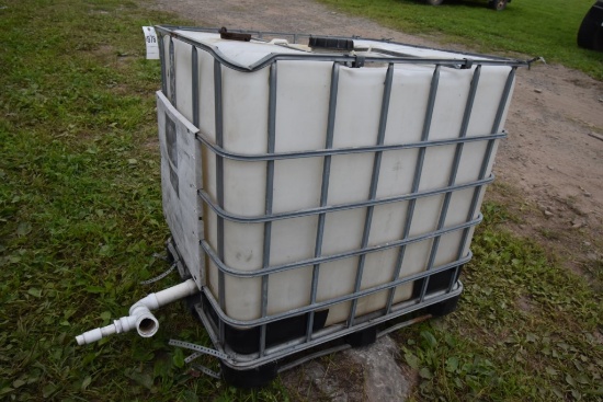 275 Gallon Liquid Tote