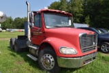 2005 Freightliner Business Class M2 Truck Tractor