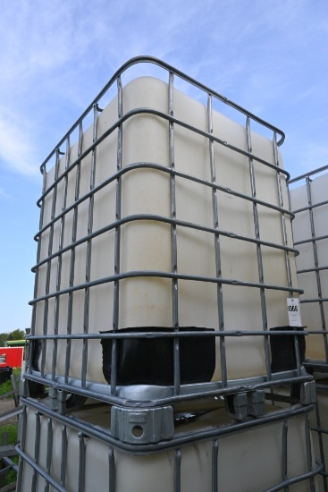 330 Gallon Liquid Tote