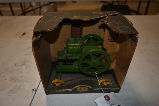 ERTL John Deere model E Engine