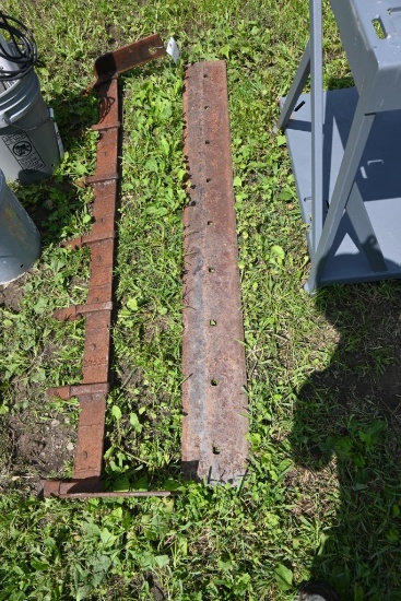 60" Tooth Bar for Bucket and Cutting Edge for 62" Bucket