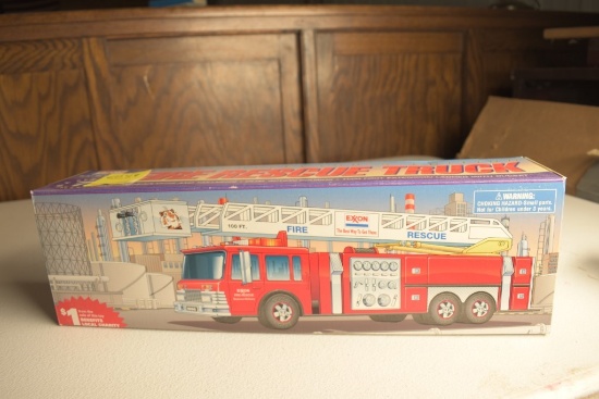 1998 Exxon Collectors Edition Fire Rescue Truck