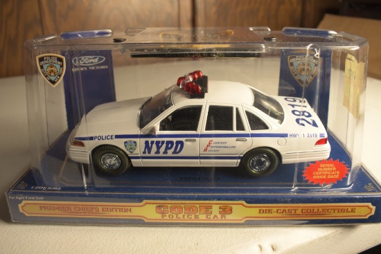 Code 3 1:24 Scale City of New York Police Car Replica