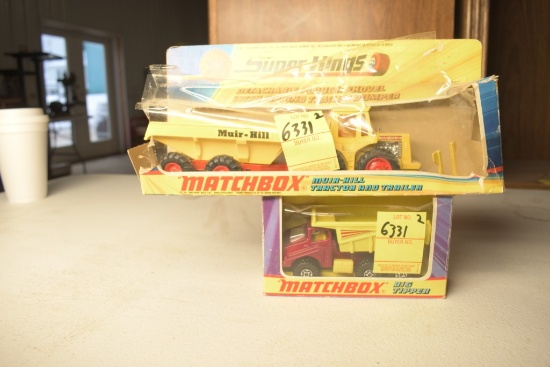 2 Matchbox Superkings Toy Vehicles