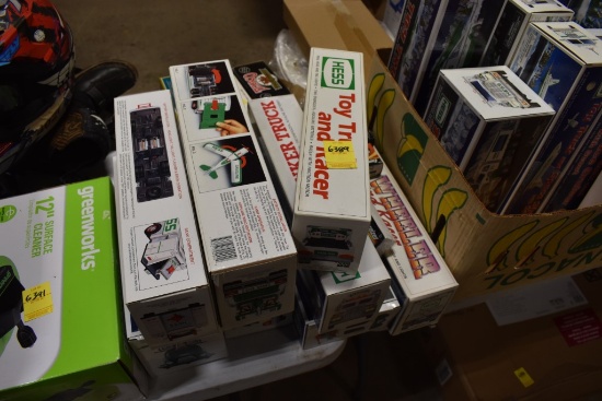 8 Hess Truck