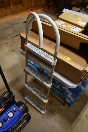 Pool Ladder