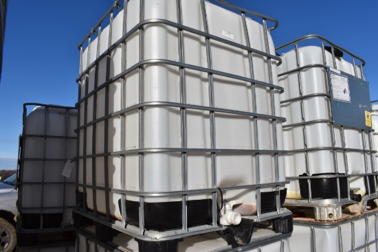 330 Gallon Liquid Tote