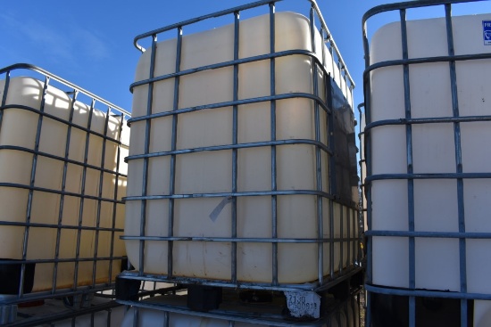 330 Gallon Liquid Tote