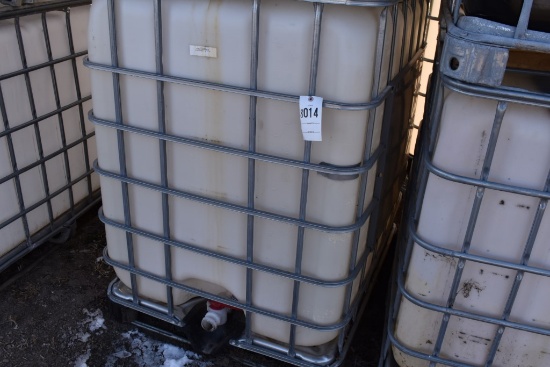 330 Gallon Liquid Tote