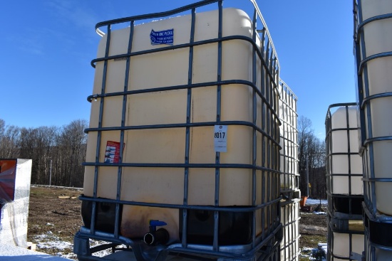 330 Gallon Liquid Tote