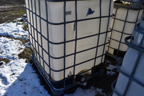 330 Gallon Liquid Tote