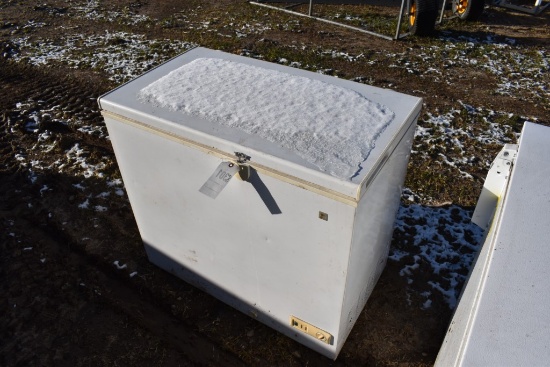 GE Chest Freezer